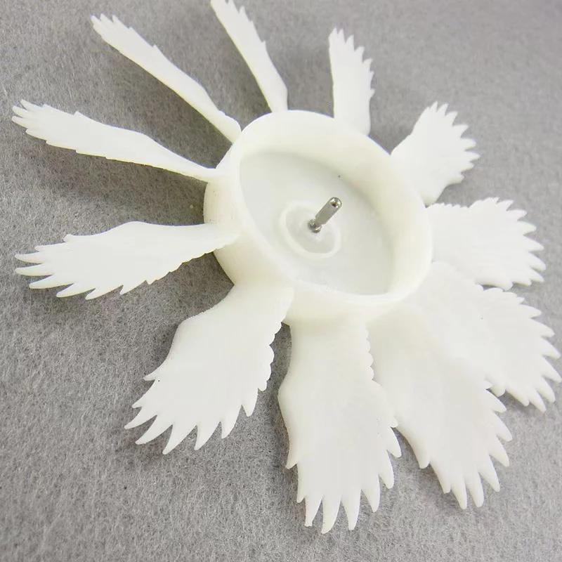 Nola ematen ditu uretanozko galdaketa-prozesuak doitasun handiko eta bolumen baxuko fabrikazioaren abantailak?